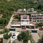Alex Διαμέρισμα *
